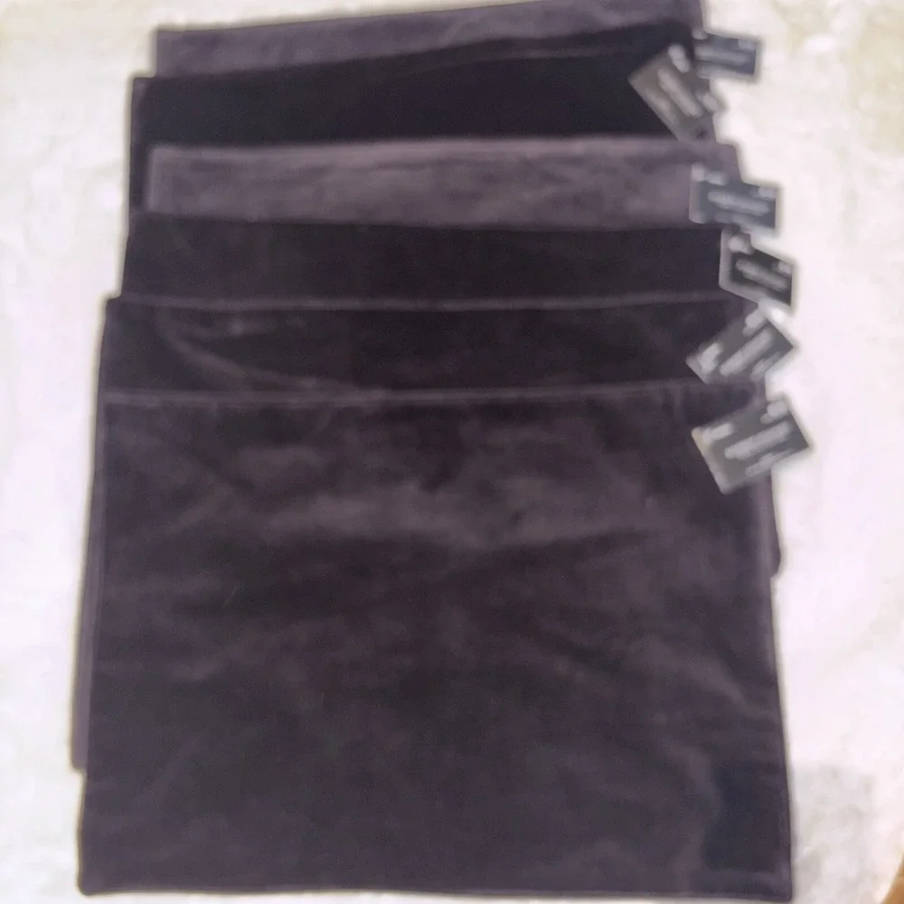 Set Of 6 Robert Stanley Black  Velvet  Placemats 13